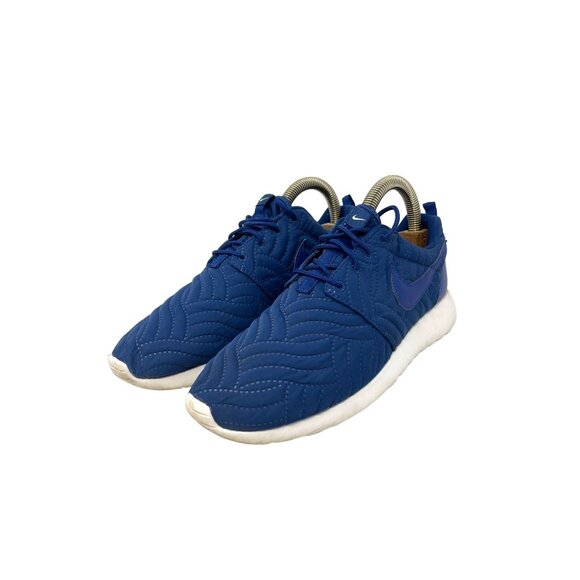 Nike Women's Roshe One Premium Quilted Royal Blue Sneakers Size 9.5 833928-400 - Picture 2 of 7